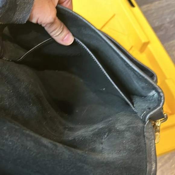 Coach Vintage Willis Top Handle - Picture 9 of 14